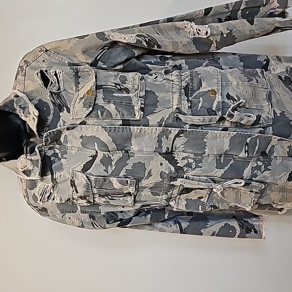 POL  Sweet Camo Twill Jacket size small - Picture 2 of 9